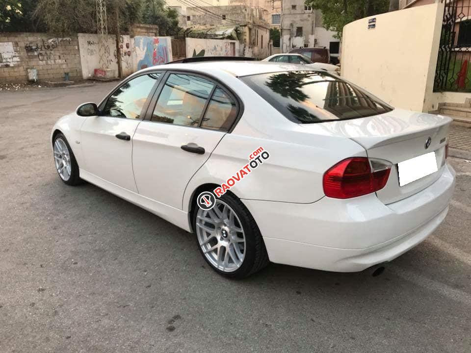 Cần bán xe BMW 320i 2007 màu trắng, nội thất kem-4