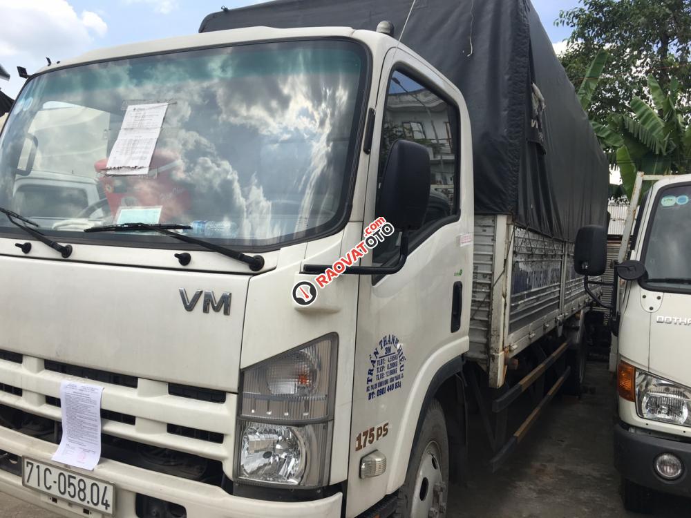 Chiếc ô tô tải có mui nhãn hiệu VINHPHAT, tải trọng 8,2 tấn lắp ráp tại Việt Nam năm 2017-2
