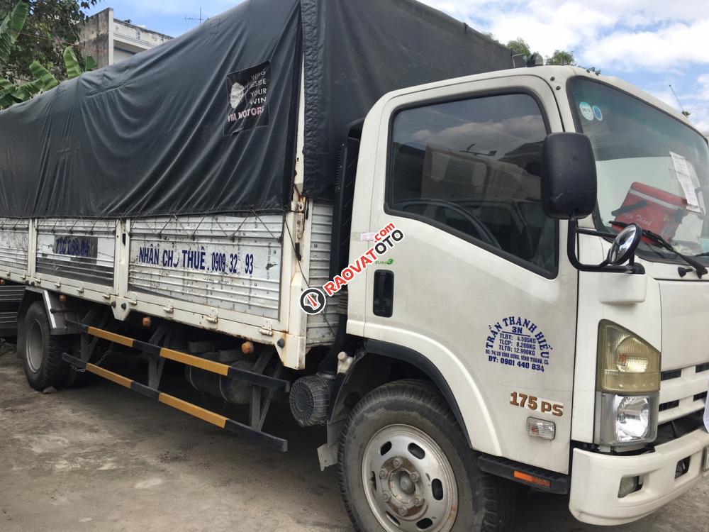 Chiếc ô tô tải có mui nhãn hiệu VINHPHAT, tải trọng 8,2 tấn lắp ráp tại Việt Nam năm 2017-1