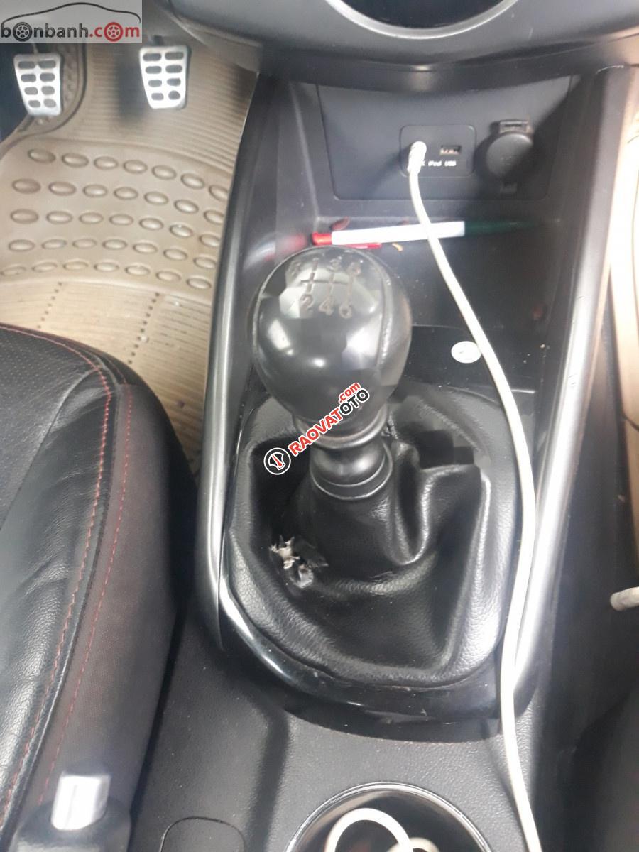 Cần bán xe Kia Forte MT đời 2011, màu bạc-7