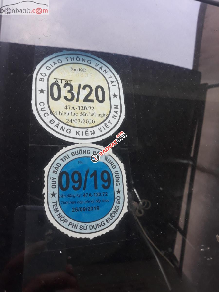 Cần bán xe Kia Forte MT đời 2011, màu bạc-1