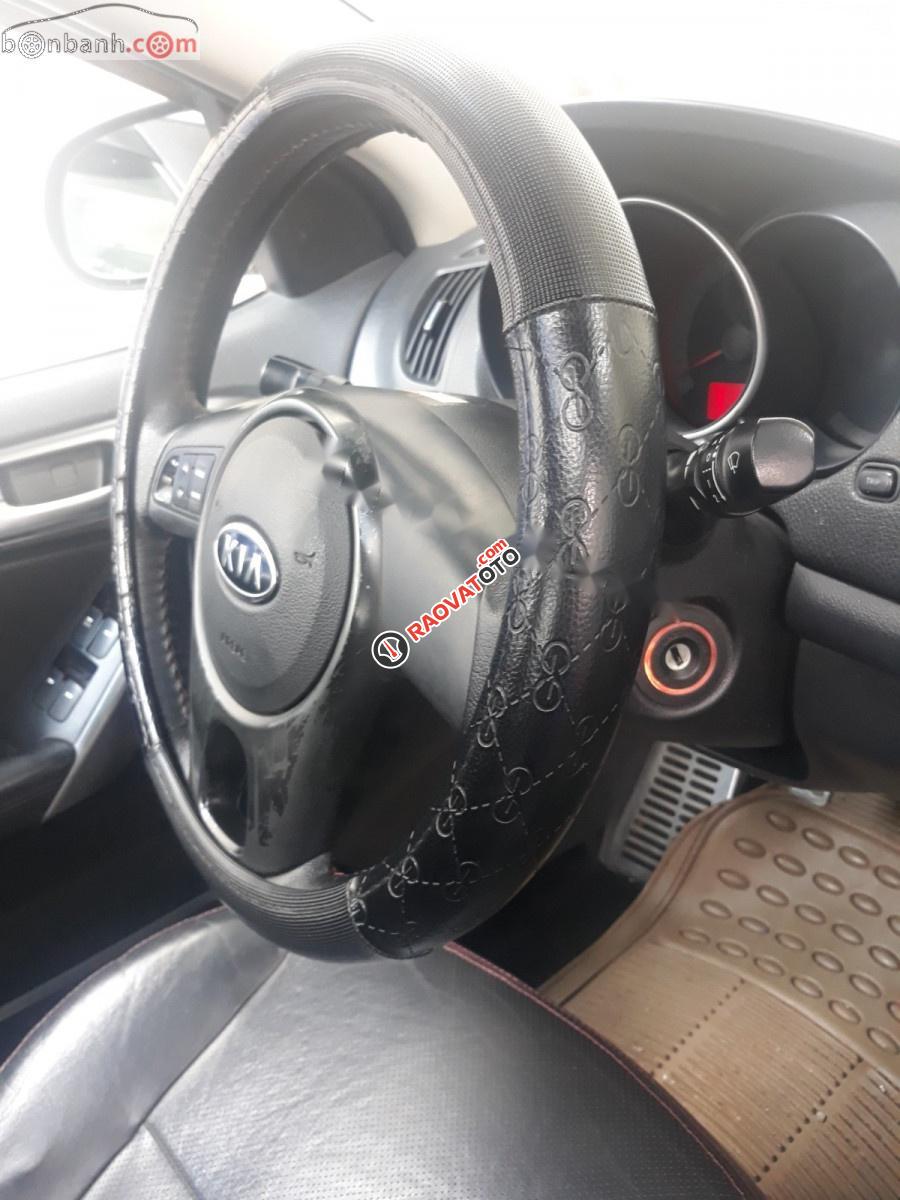 Cần bán xe Kia Forte MT đời 2011, màu bạc-6