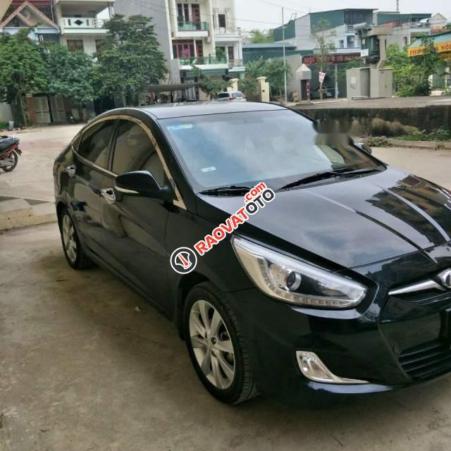 Bán Hyundai Accent Blue 2013, màu đen, xe nhập số sàn, 375tr-0