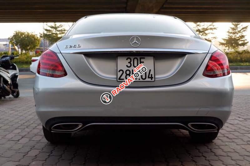 Cần bán gấp Mercedes-Benz C250 sản xuất và đăng ký 2015, tên tư nhân chính chủ-2