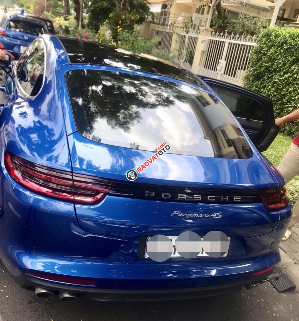 Cần bán xe Porsche Panamera 4s năm 2017, màu xanh lam, nhập khẩu nguyên chiếc-3