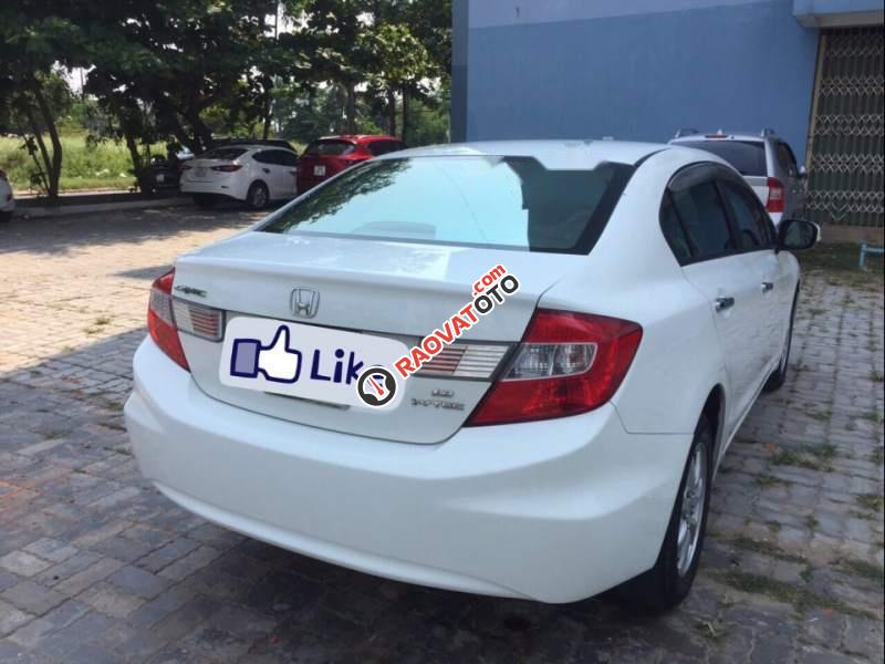 Bán xe Honda Civic 1.8AT năm sản xuất 2014, màu trắng-1