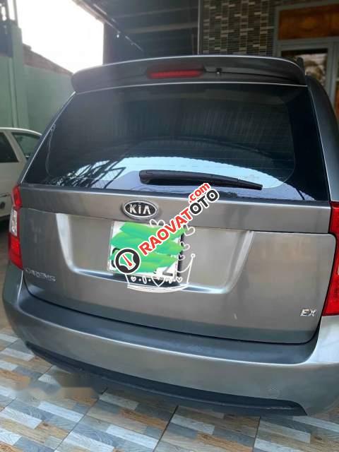 Bán Kia Carens 2.0 2010, màu xám, nhập khẩu nguyên chiếc xe gia đình, giá chỉ 287 triệu-1