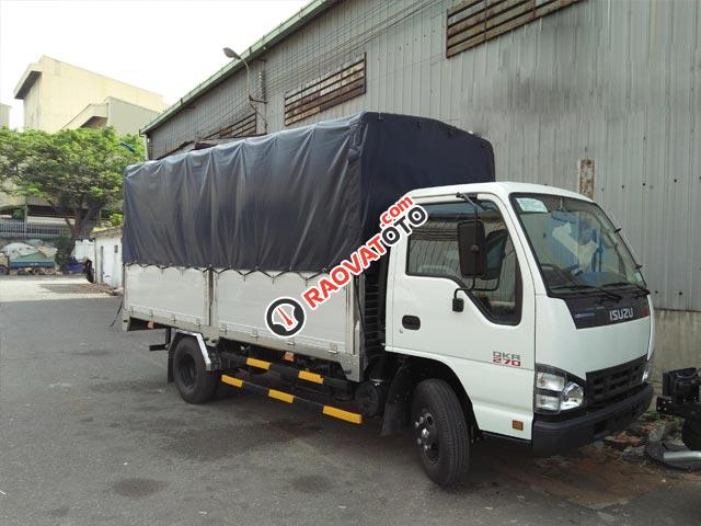 Xe tải Isuzu 2T4 giá chỉ từ 440tr, trả góp vay 85% lãi suất ưu đãi, giao ngay-0