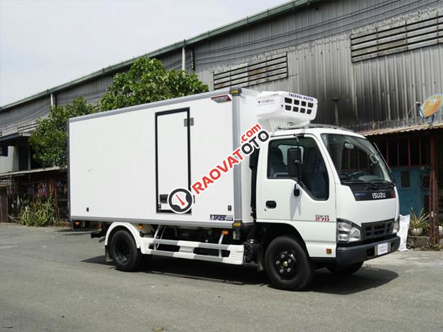 Xe tải Isuzu 2T4 giá chỉ từ 440tr, trả góp vay 85% lãi suất ưu đãi, giao ngay-4
