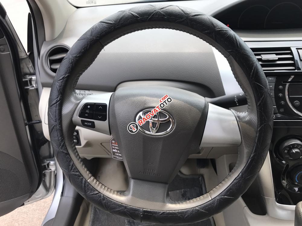 Bán xe Toyota Vios 1.5G năm 2013, màu bạc-6