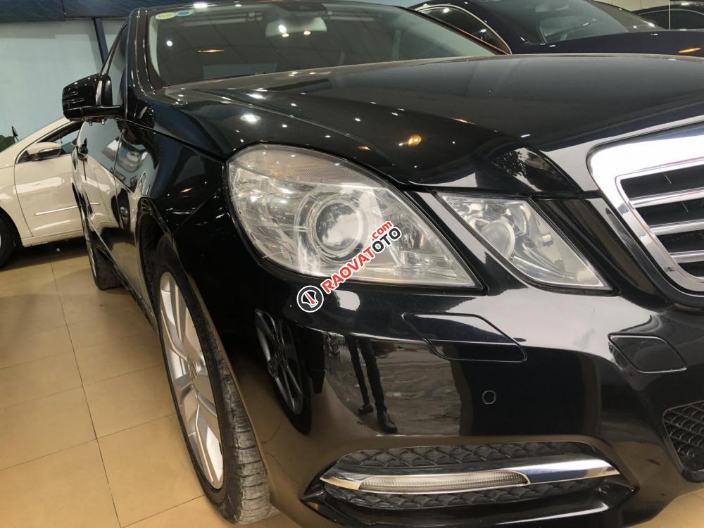 Bán Mercedes E250 đời 2011 màu đen, nhập khẩu nguyên chiếc-9