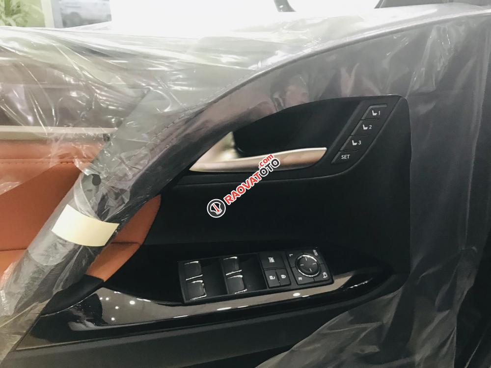 Bán Lexus LX570 Super Sport màu đen, sản xuất 2019, xe giao ngay, giá tốt - LH: 0906223838-8