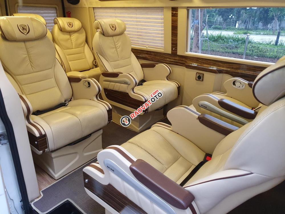 Bán Ford Transit Limousine sản xuất năm 2017, màu trắng bản Dcar-9