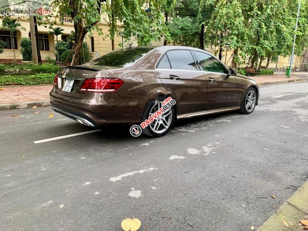 Bán Mercedes E250 AMG đời 2015, màu nâu như mới-8