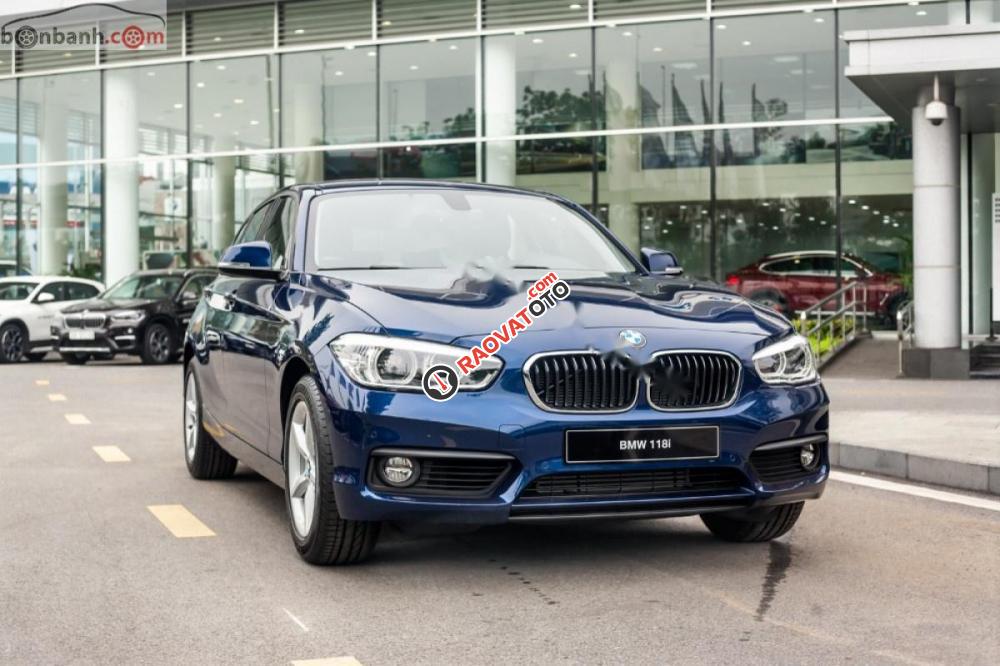 Bán BMW 1 Series 118i sản xuất năm 2018, màu xanh lam, xe nhập-3