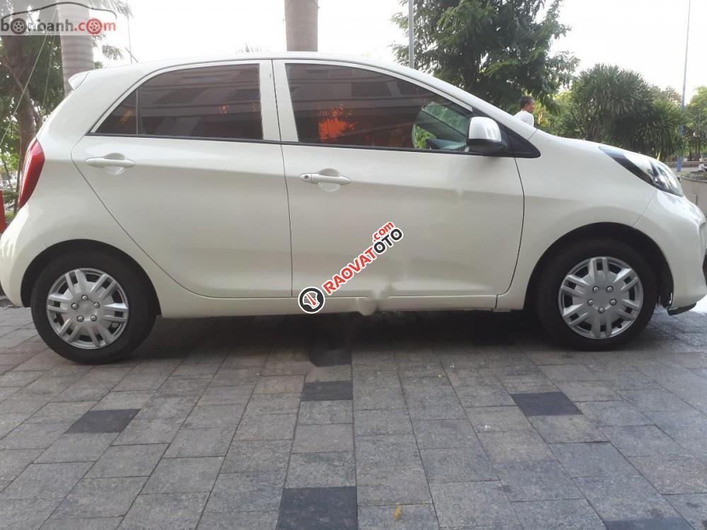 Bán xe Kia Morning Sx 2015, số tay, máy xăng, màu trắng, nội thất màu ghi-3