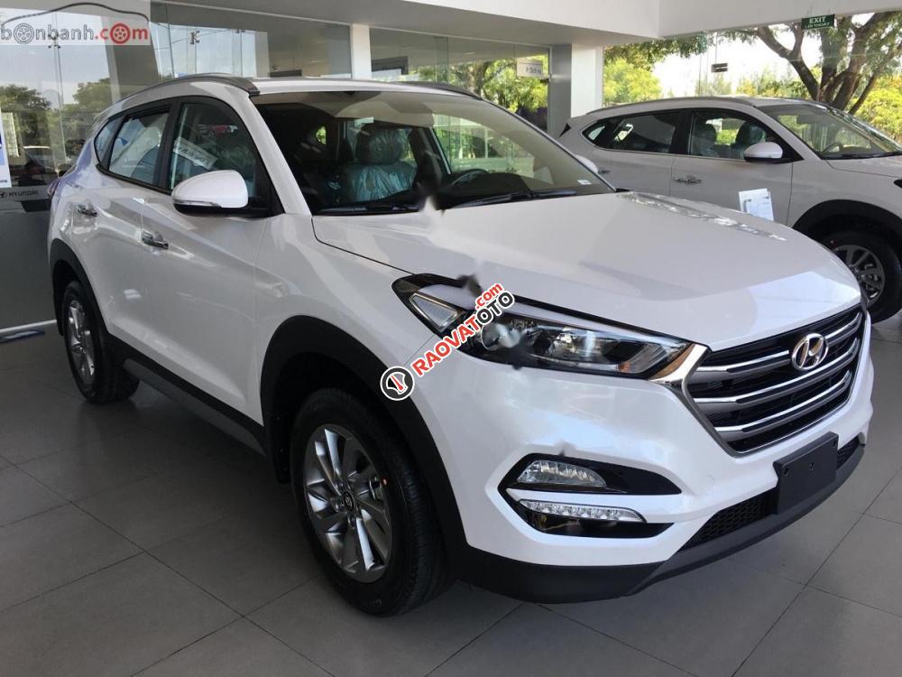 Bán ô tô Hyundai Tucson 2.0 AT đời 2019, màu trắng, mới 100%-4