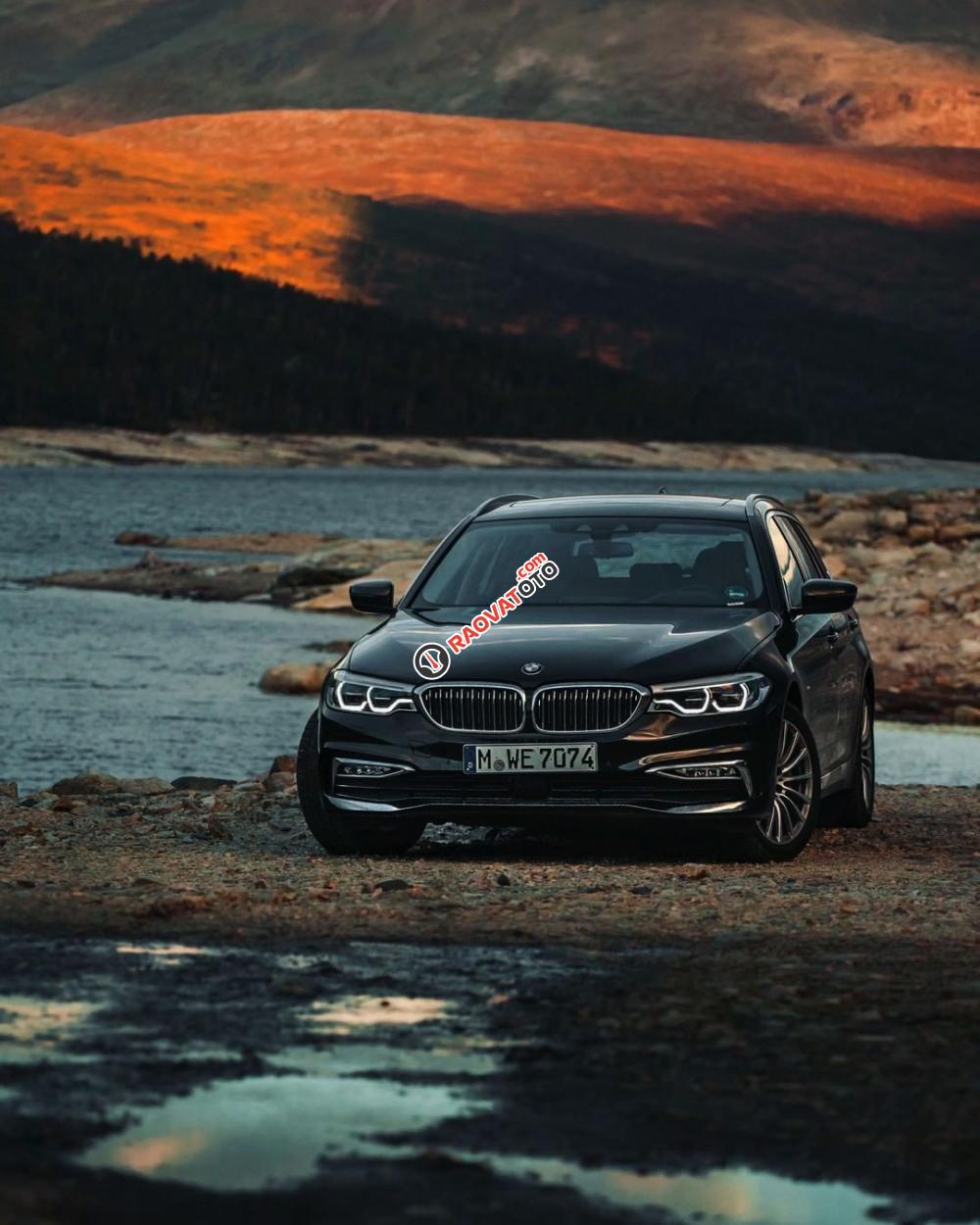 Cần bán BMW 5 Series G30 đời 2019, màu đen, xe nhập-0