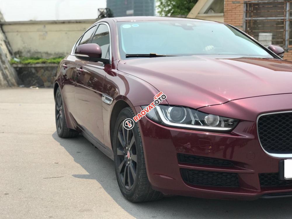 Cần bán xe Jaguar XE 2017, màu đỏ, nhập khẩu-0