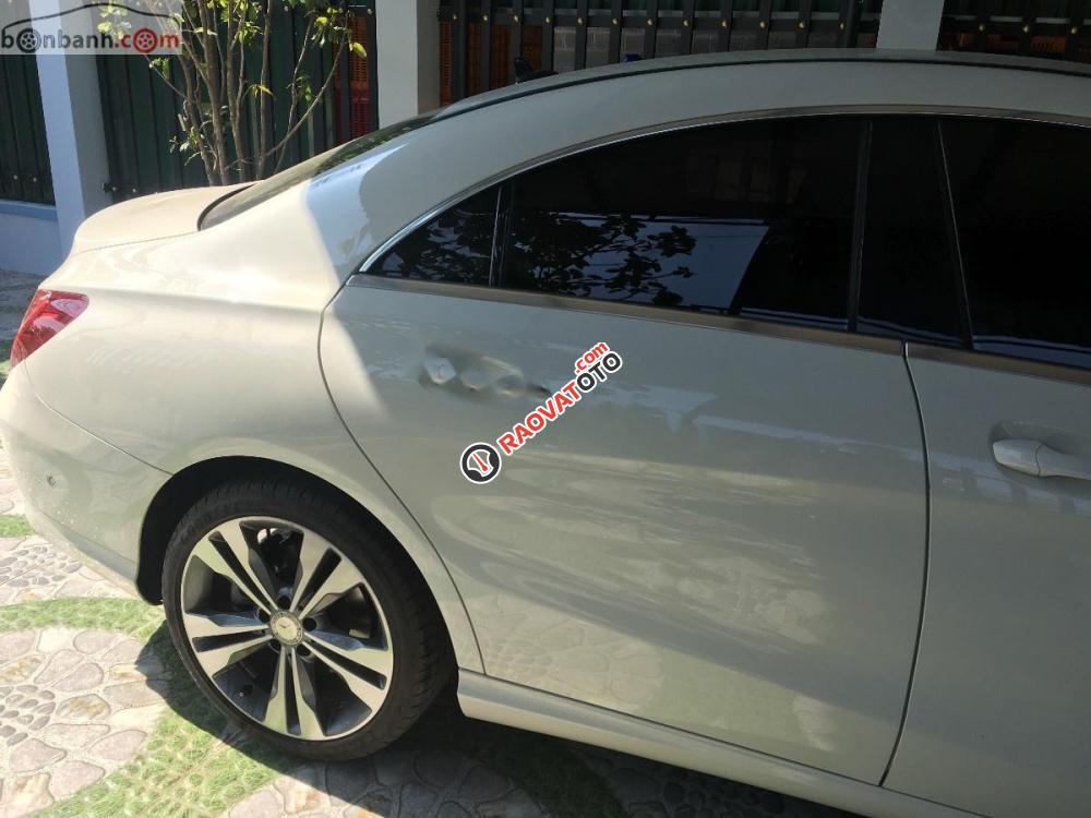 Bán Mercedes CLA200 2018, màu trắng, nhập khẩu, chính chủ-1