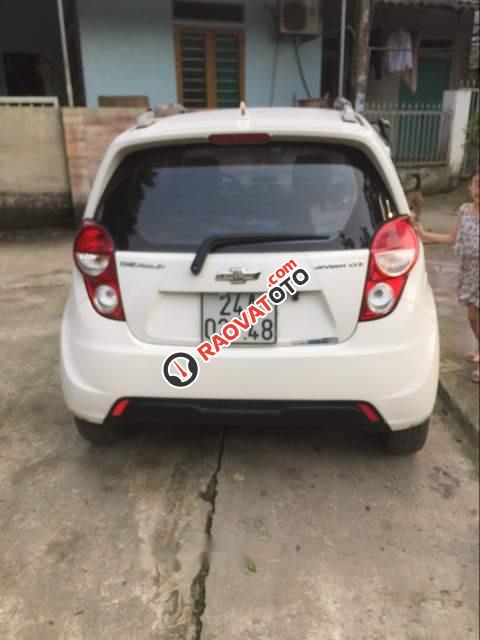 Bán Chevrolet Spark đời 2013, màu trắng, số tự động -0