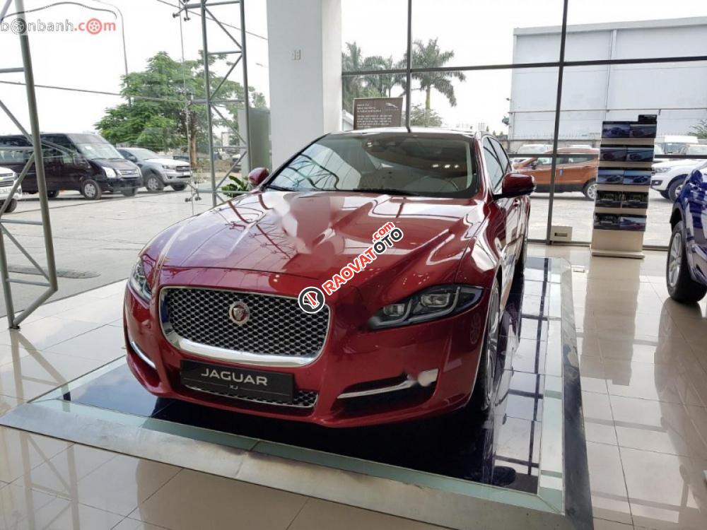 Bán xe Jaguar XJ 3.0P LWB Portfolio đời 2019, màu đỏ, nhập khẩu-3