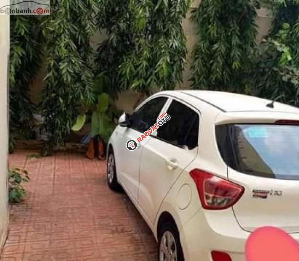 Bán Hyundai Grand i10 1.0 MT Base 2017, màu trắng, giá chỉ 290 triệu-4