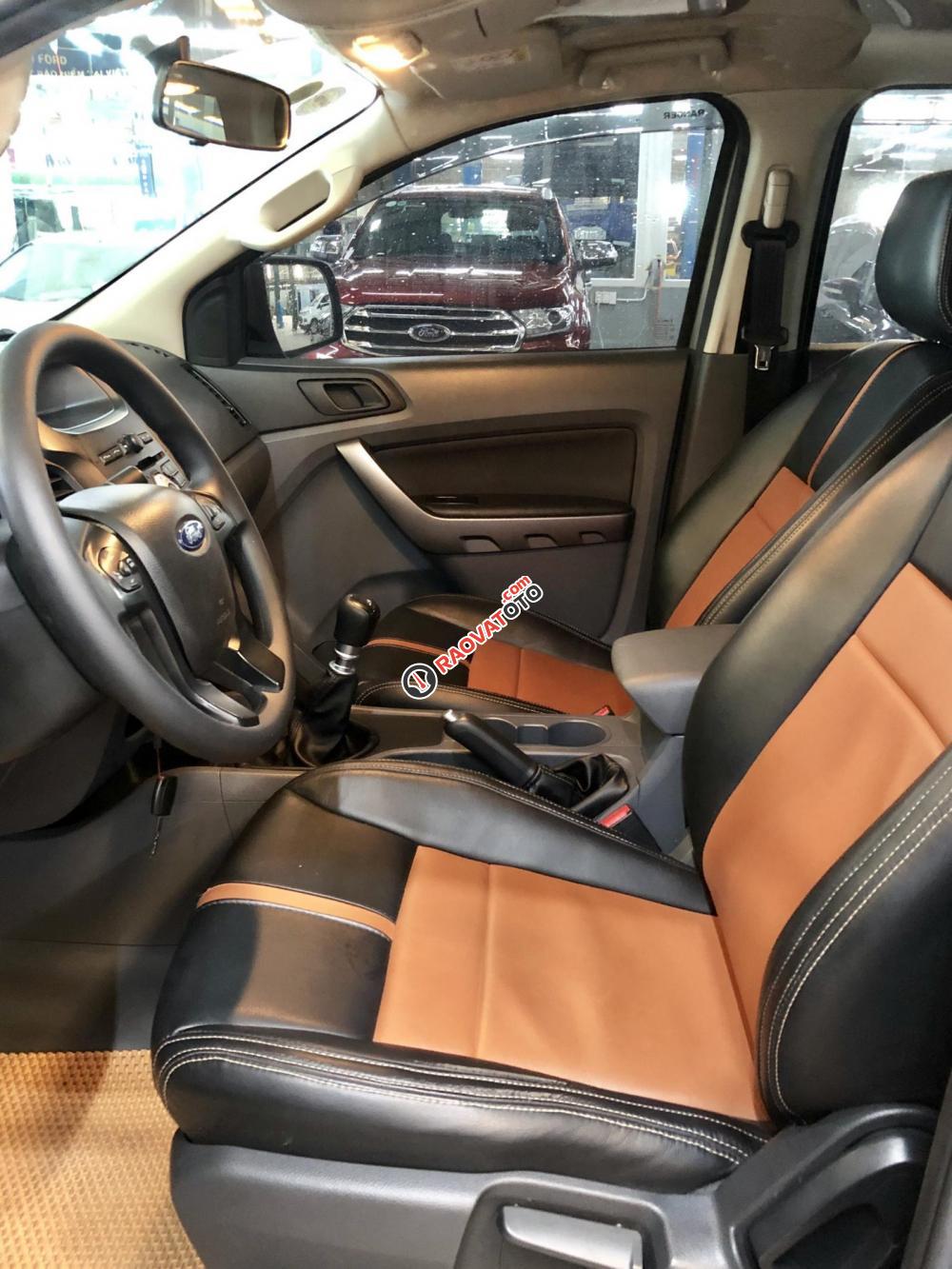 Ford Ranger XLS 2.2L MT sx 2017 xe bán tại Ford An Lạc-5