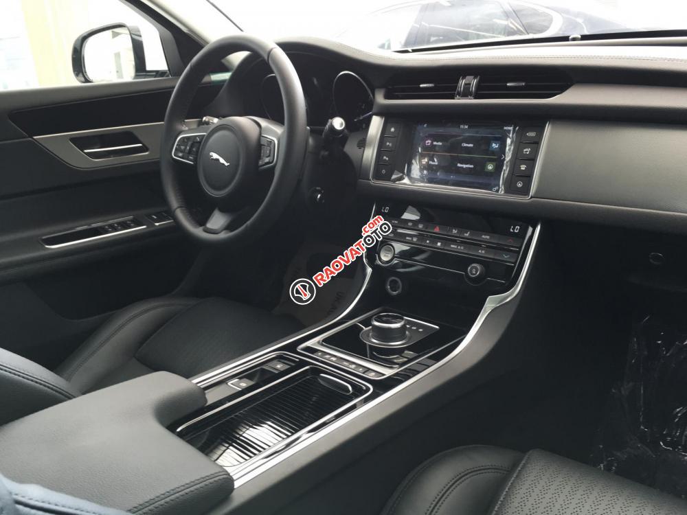 Bán xe Jaguar XF 2019 giá 2 tỉ 8, LH 0907690999-16