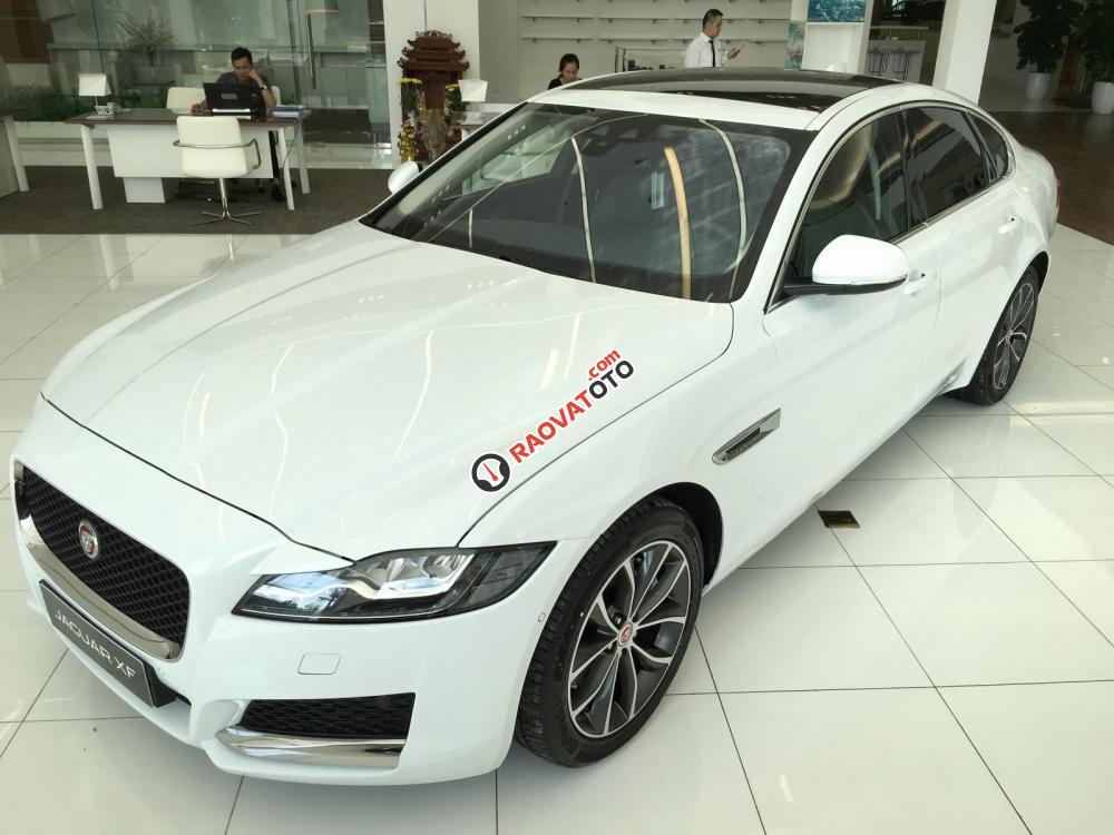 Bán xe Jaguar XF 2019 giá 2 tỉ 8, LH 0907690999-5