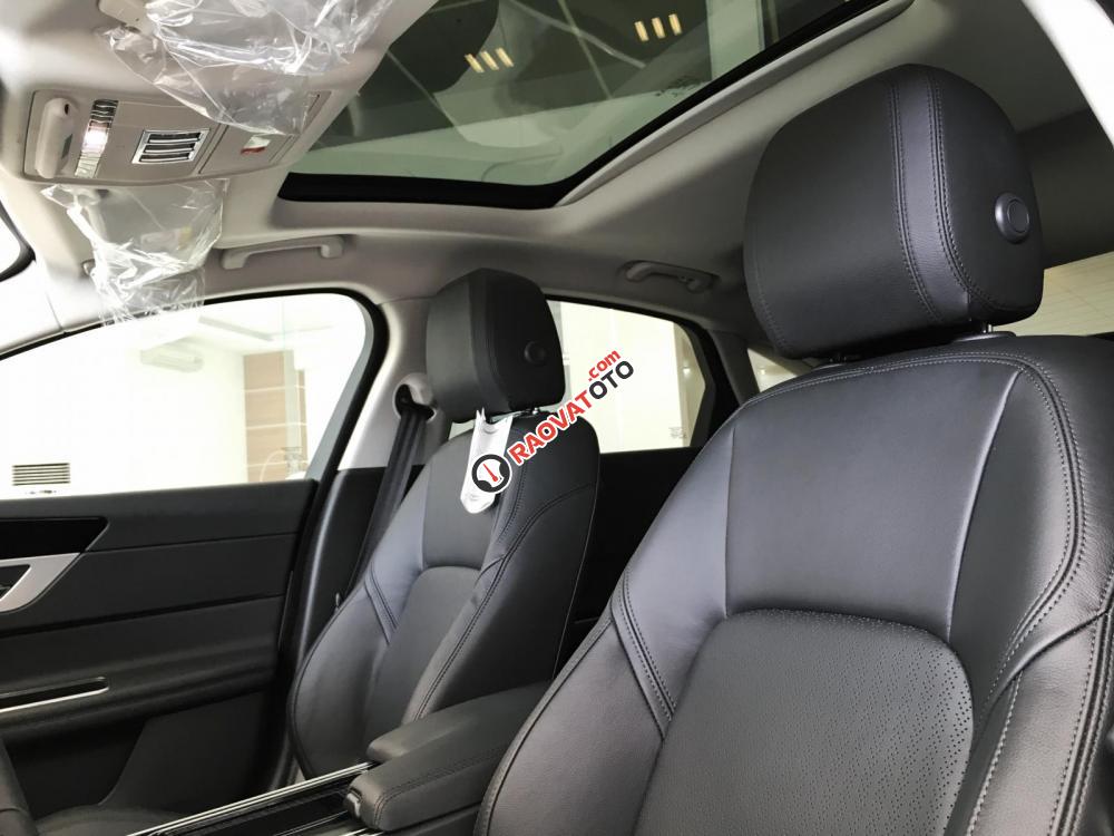 Bán xe Jaguar XF 2019 giá 2 tỉ 8, LH 0907690999-13