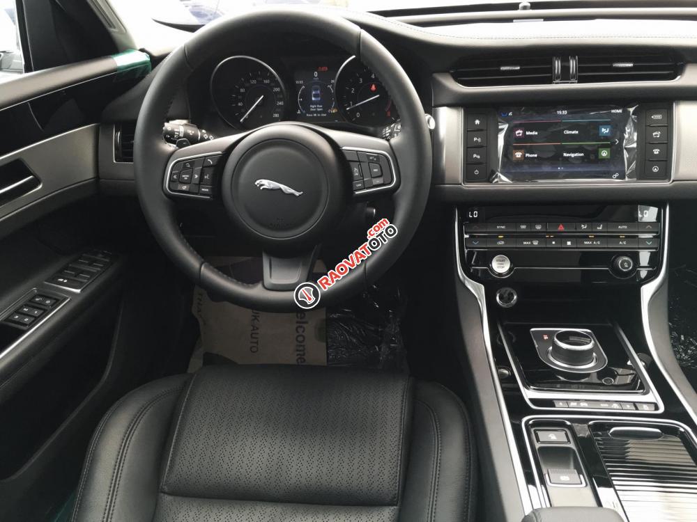Bán xe Jaguar XF 2019 giá 2 tỉ 8, LH 0907690999-19