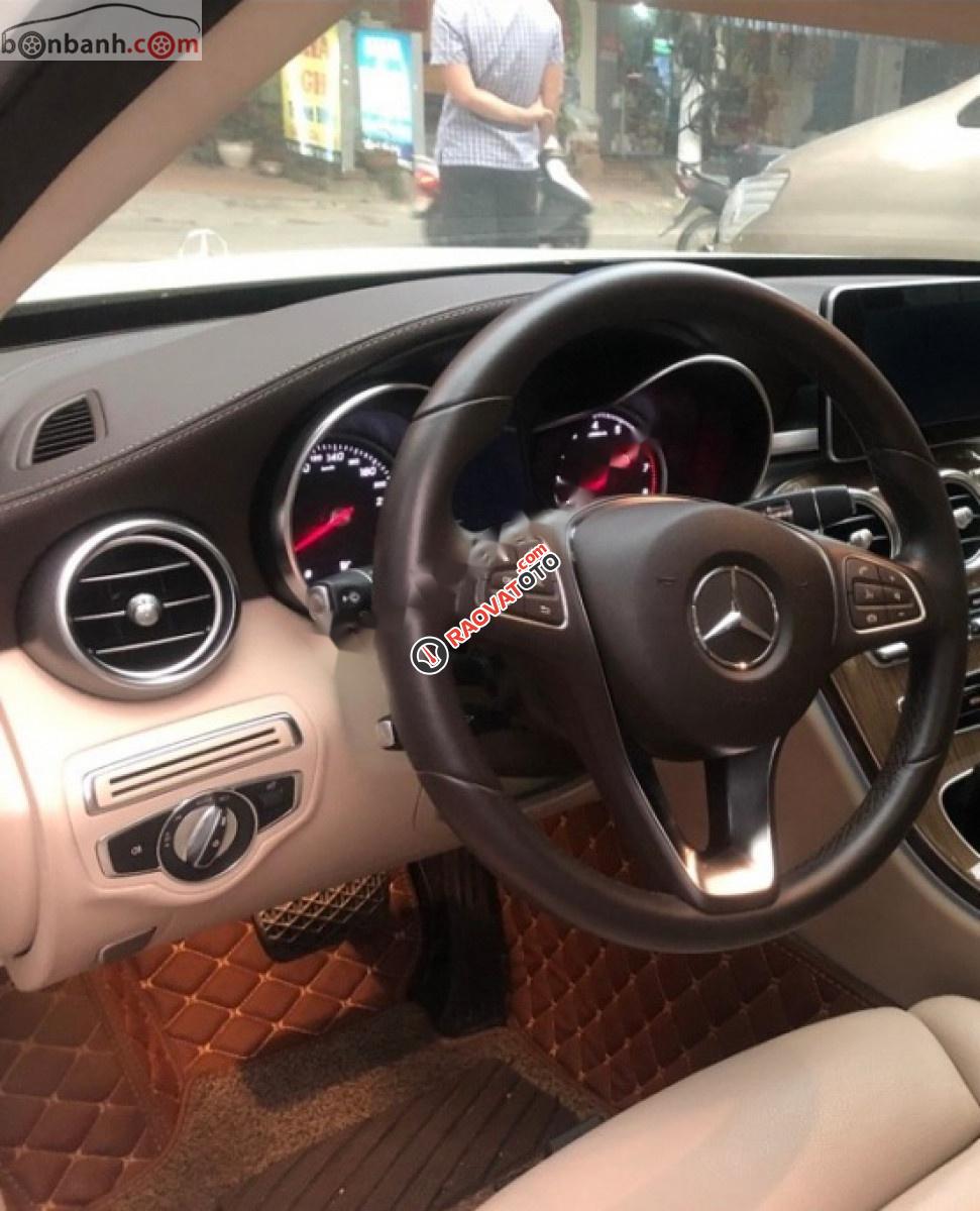 Bán xe Mercedes GLA 200 năm 2014, màu xám, xe nhập -4