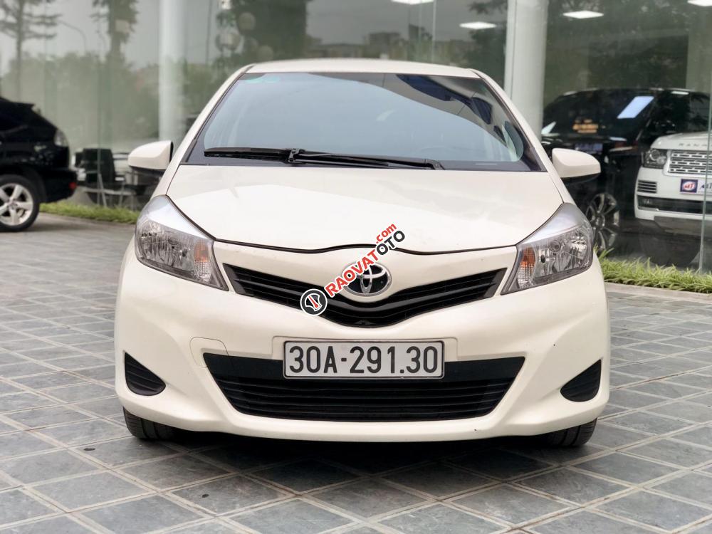 Bán xe Toyota Yaris SE SX 2015, màu trắng, nhập khẩu LH E Hương 0945392568-3