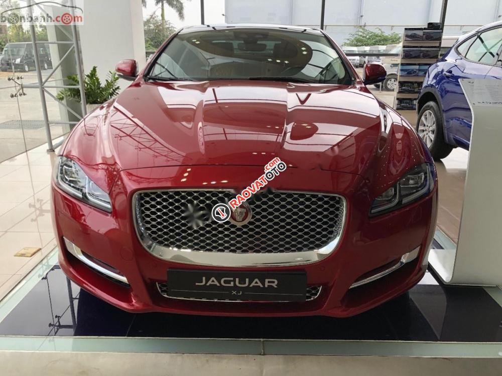 Cần bán Jaguar XJ Porfolio năm 2019, màu trắng, nhập khẩu-1