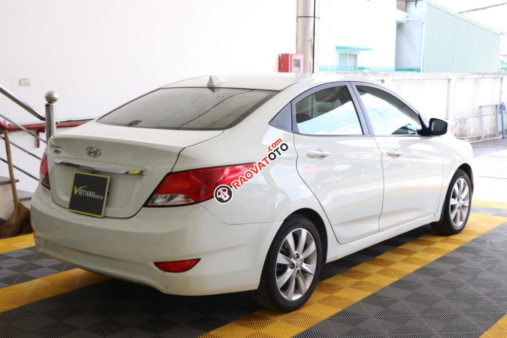 Cần bán Hyundai Accent Blue 1.4AT đời 2015, màu trắng, nhập khẩu nguyên chiếc, giá tốt-8