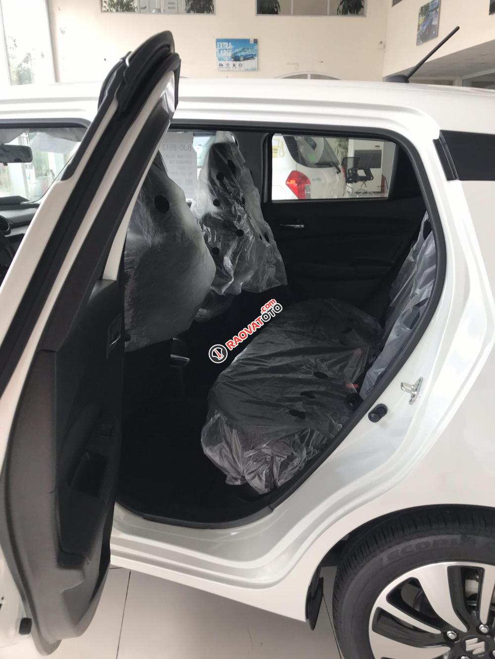 Cần bán Suzuki Swift 2019, màu trắng, nhập khẩu Thái-3