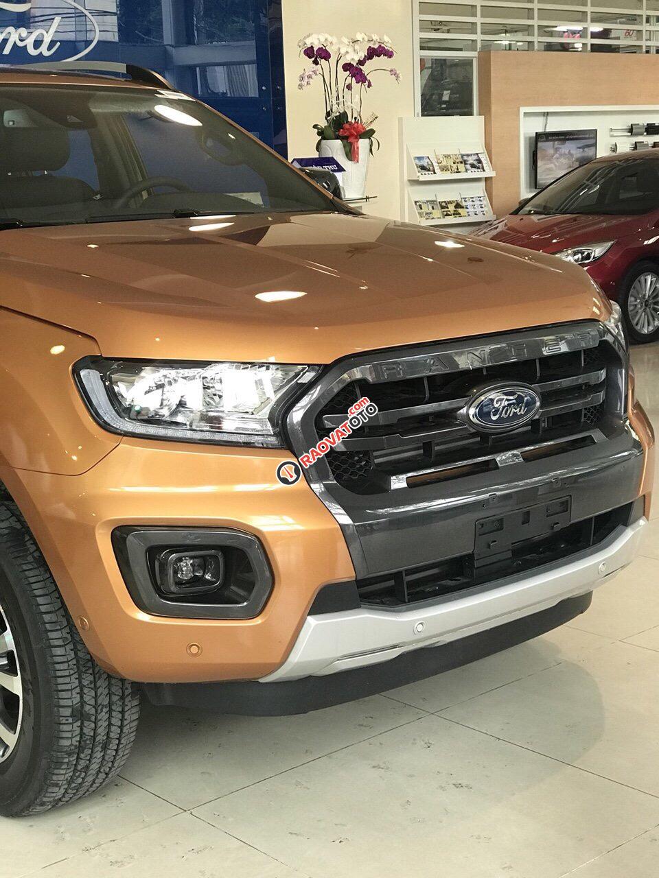 Sốc! Ford Ranger Wildtrak Biturbo đời 2019, màu cam, nhập khẩu, giảm giá sốc tặng kèm phụ kiện LH 0978212288-2