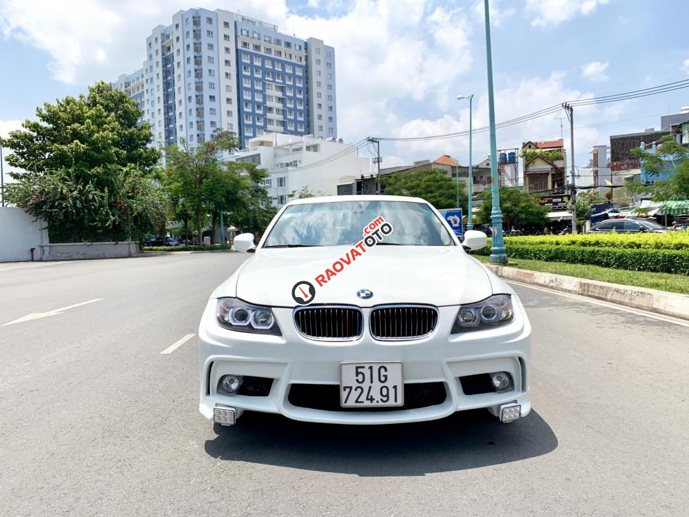 Bán BMW 325i ĐK 2011, nhà mua mới trùm mền ít đi loại cao cấp, hàng full-2