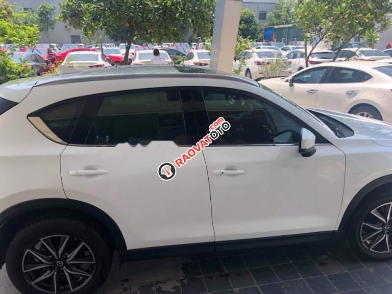 Cần bán Mazda CX 5 đời 2018, màu trắng chính chủ, giá tốt-4