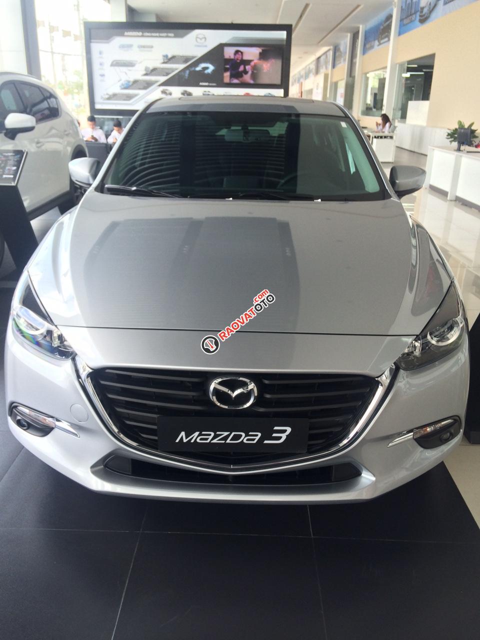 Bán Mazda 3 xe gia đình, giảm thêm 25 triệu, 169 triệu lấy xe lăn bánh, lãi suất ưu đãi, LH Nhung 0907148849-7
