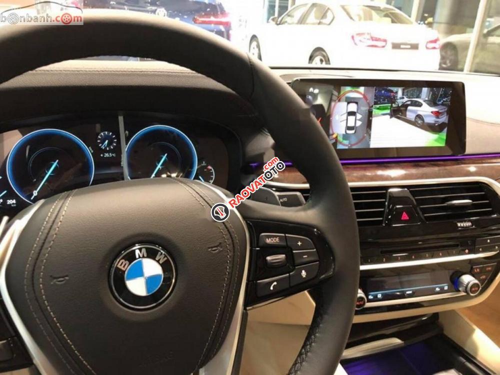 Bán xe BMW 5 Series 530i Luxury Line đời 2018, màu trắng, xe nhập-3