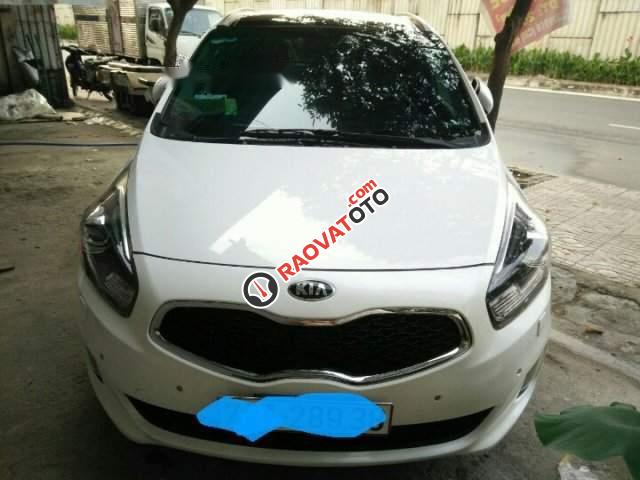 Cần bán Kia Rondo GATH sản xuất năm 2016, màu trắng số tự động, giá 595tr-5