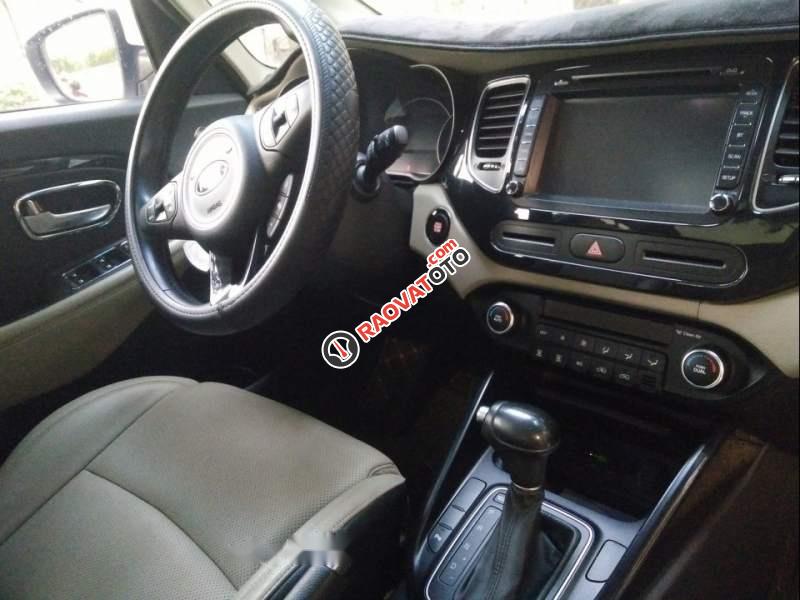 Cần bán Kia Rondo GATH sản xuất năm 2016, màu trắng số tự động, giá 595tr-2