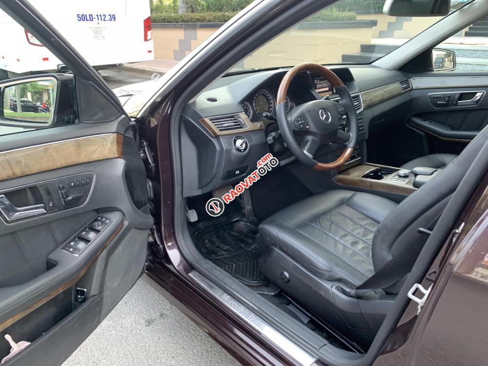Bán xe Mercedes Benz E300 model 2010, 1 đời chủ 4 số-6