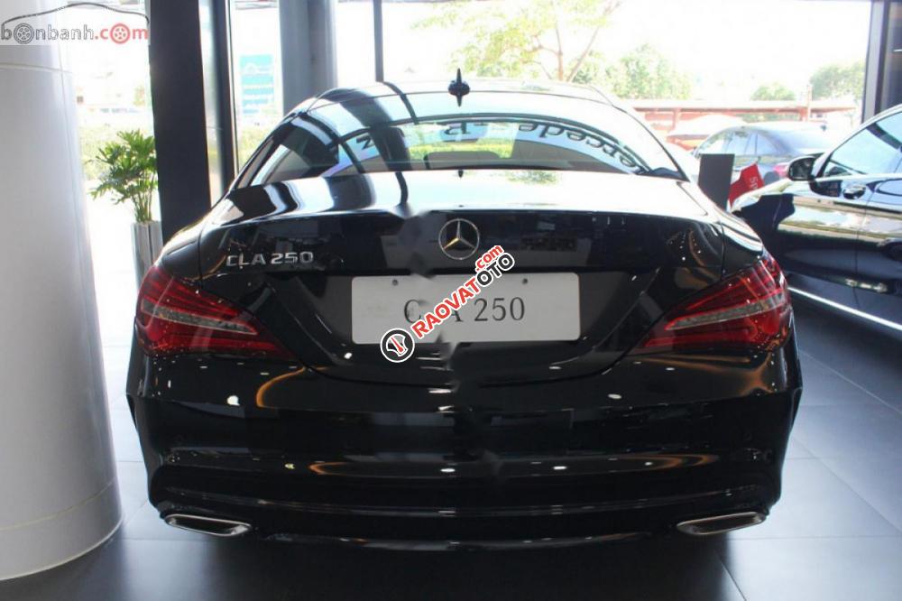 Bán xe Mercedes CLA250 màu đen, số tự động, máy xăng 2019-6