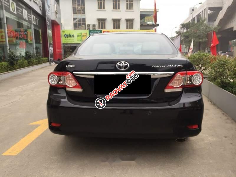 Bán xe cũ Toyota Corolla altis 1.8G năm 2014, màu đen-3