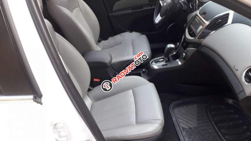 Bán Chevrolet Cruze 1.8AT năm 2016, màu trắng, nhập khẩu -5