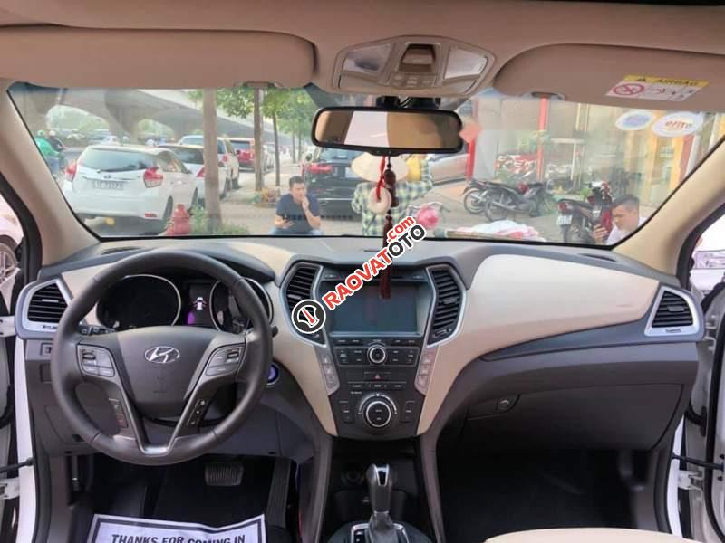 Bán Hyundai Santa Fe 2.2CRDI năm sản xuất 2017, màu trắng-3