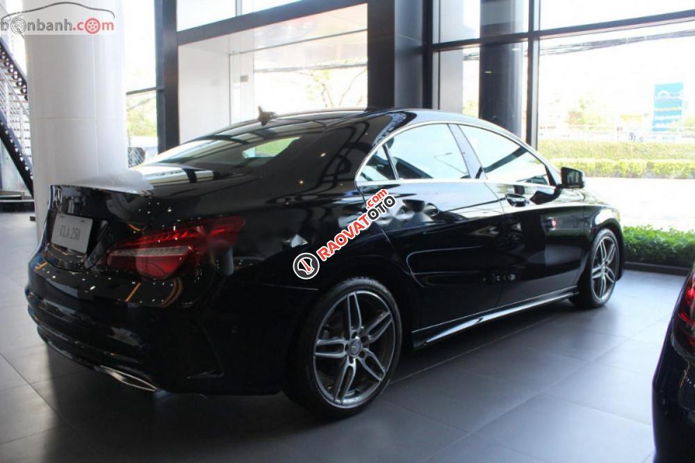 Bán xe Mercedes CLA250 màu đen, số tự động, máy xăng 2019-9